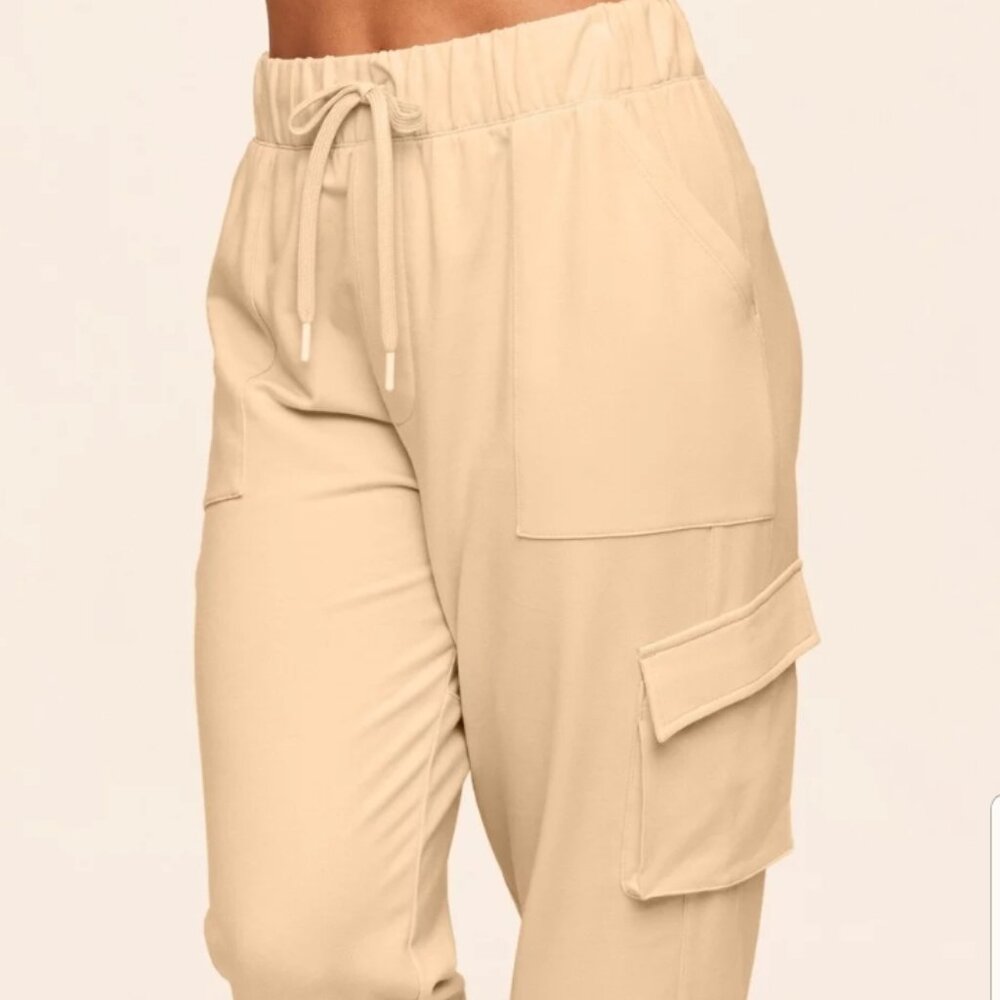 Adore me highwaisted Yellow joggers